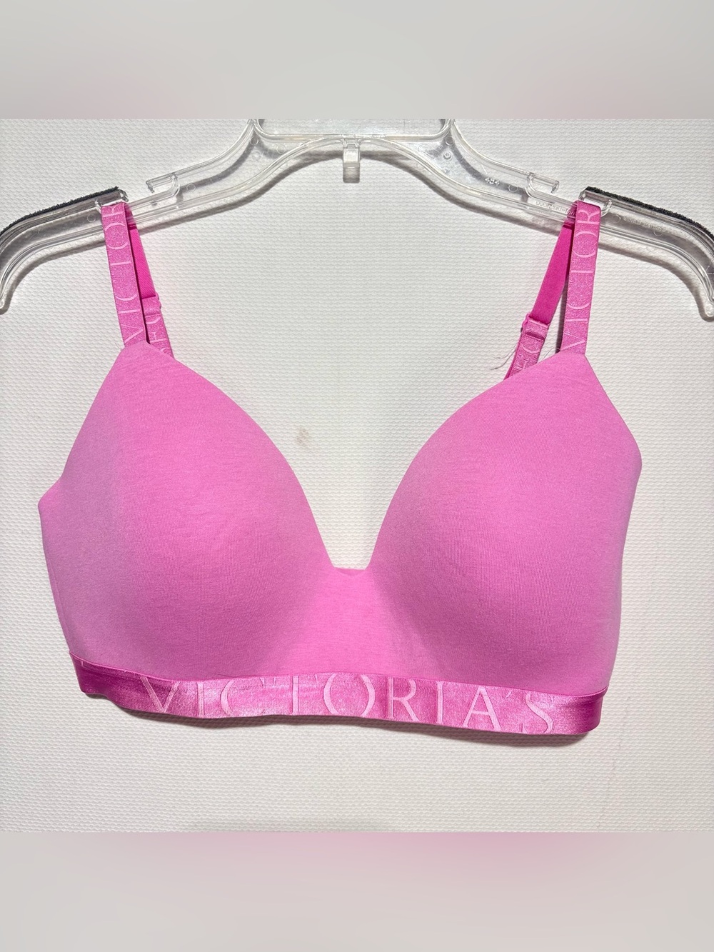 Victoria's Secret Pink Wireless Molded Everyday Bra